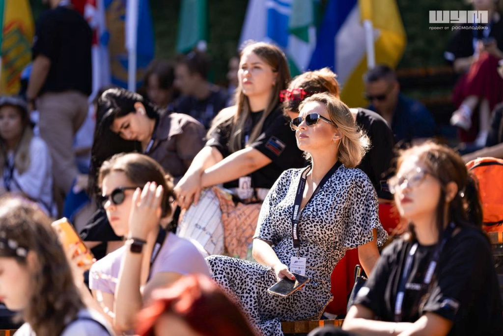 photo_5258138395761312111_y.jpg photo_5258138395761312111_y.jpg